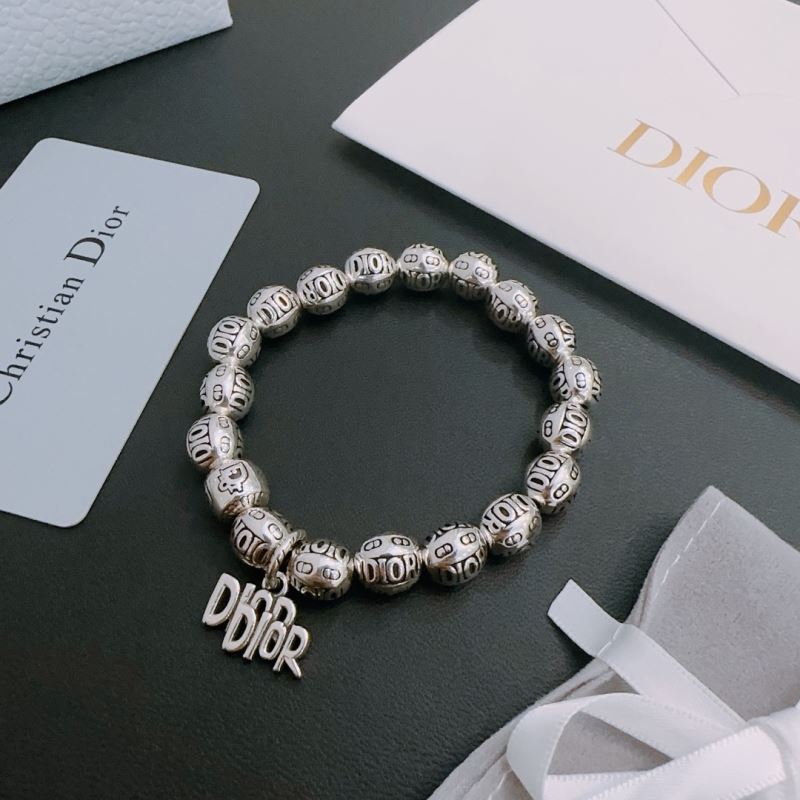 chr1st1an D10r bracelets